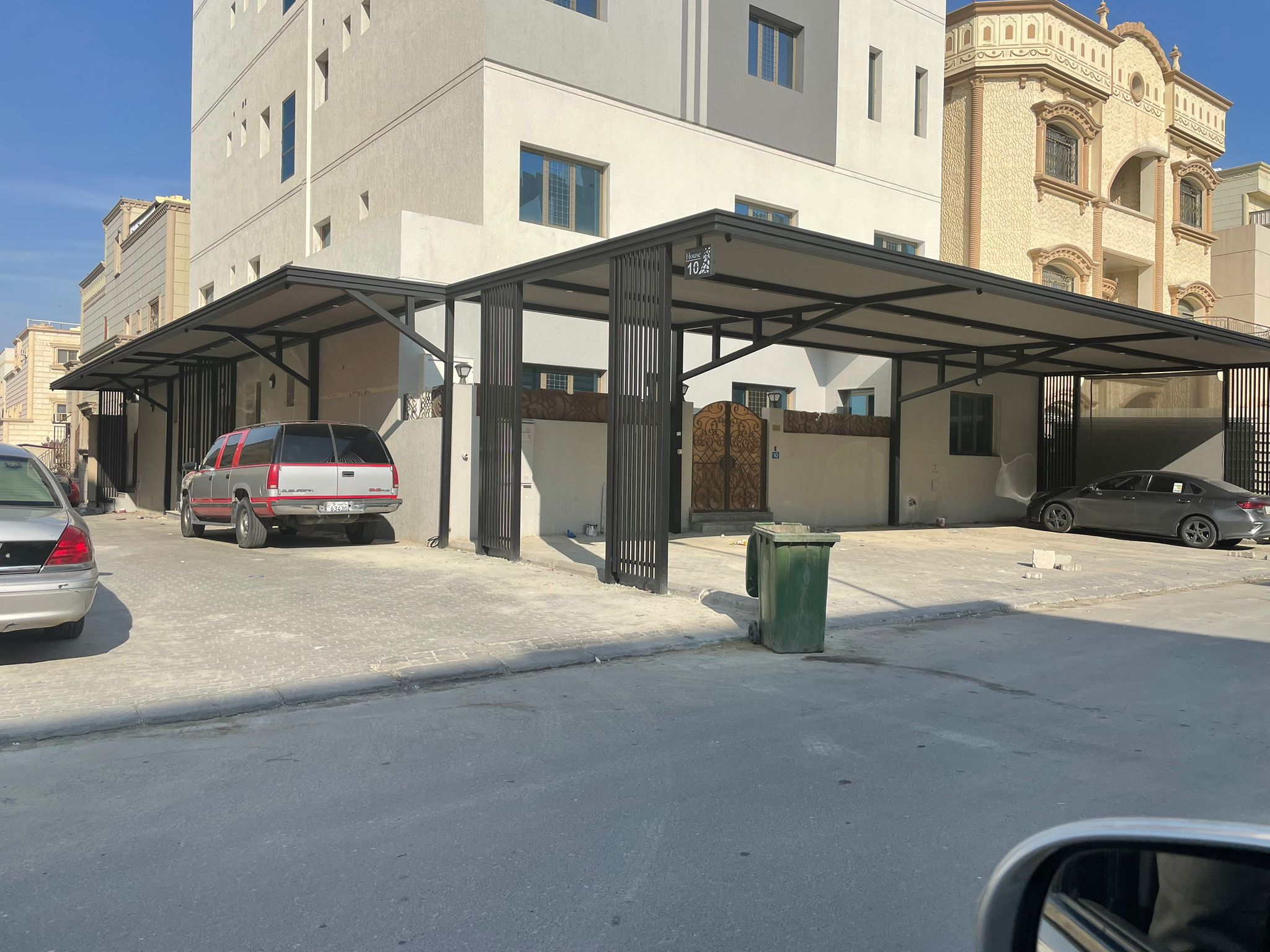 للإيجار في سعد العبدالله – محافظة الجهراء
8 وحدات | أول ساكن | تشطيب راقٍ

مصعد متوفر (للأدوار العليا)

كل وحدة تتكون من: 3 غرف نوم + صالة + مطبخ

موا